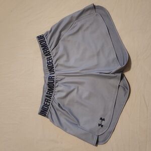 Under Armour Women's Light Gray Athletic Shorts w/Pockets Size S